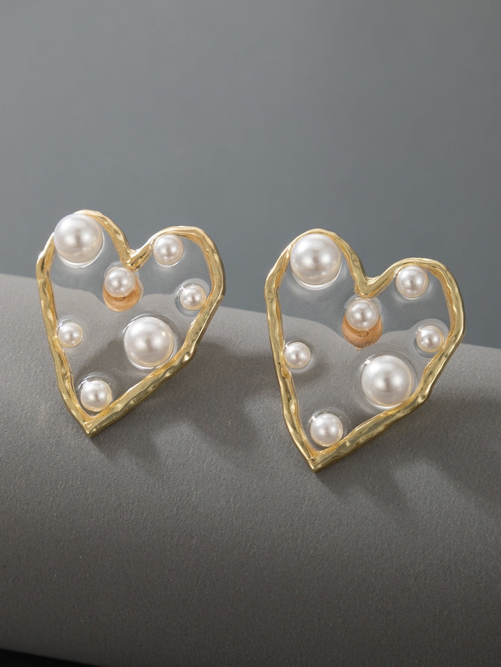 Pearl Detailed Heart Earring