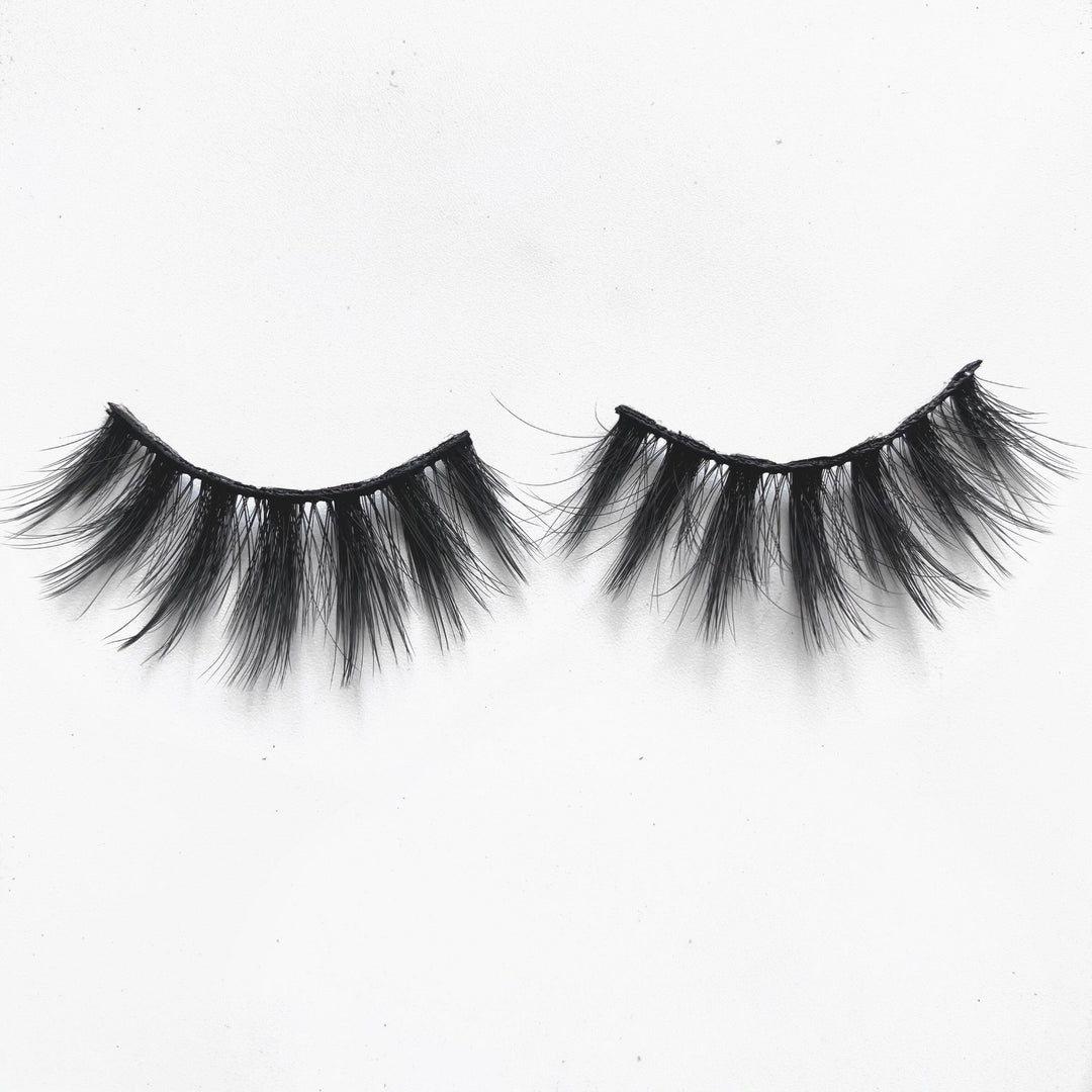 Faux Mink Lashes in Lagos, Nigeria - All Things Chic